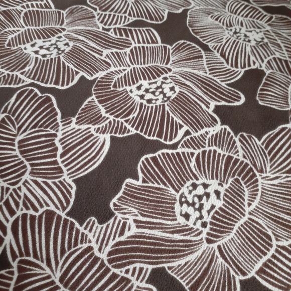 Womens sz 10 Sag Harbor A line brown white Floral print skirt Great condition - Picture 6 of 10